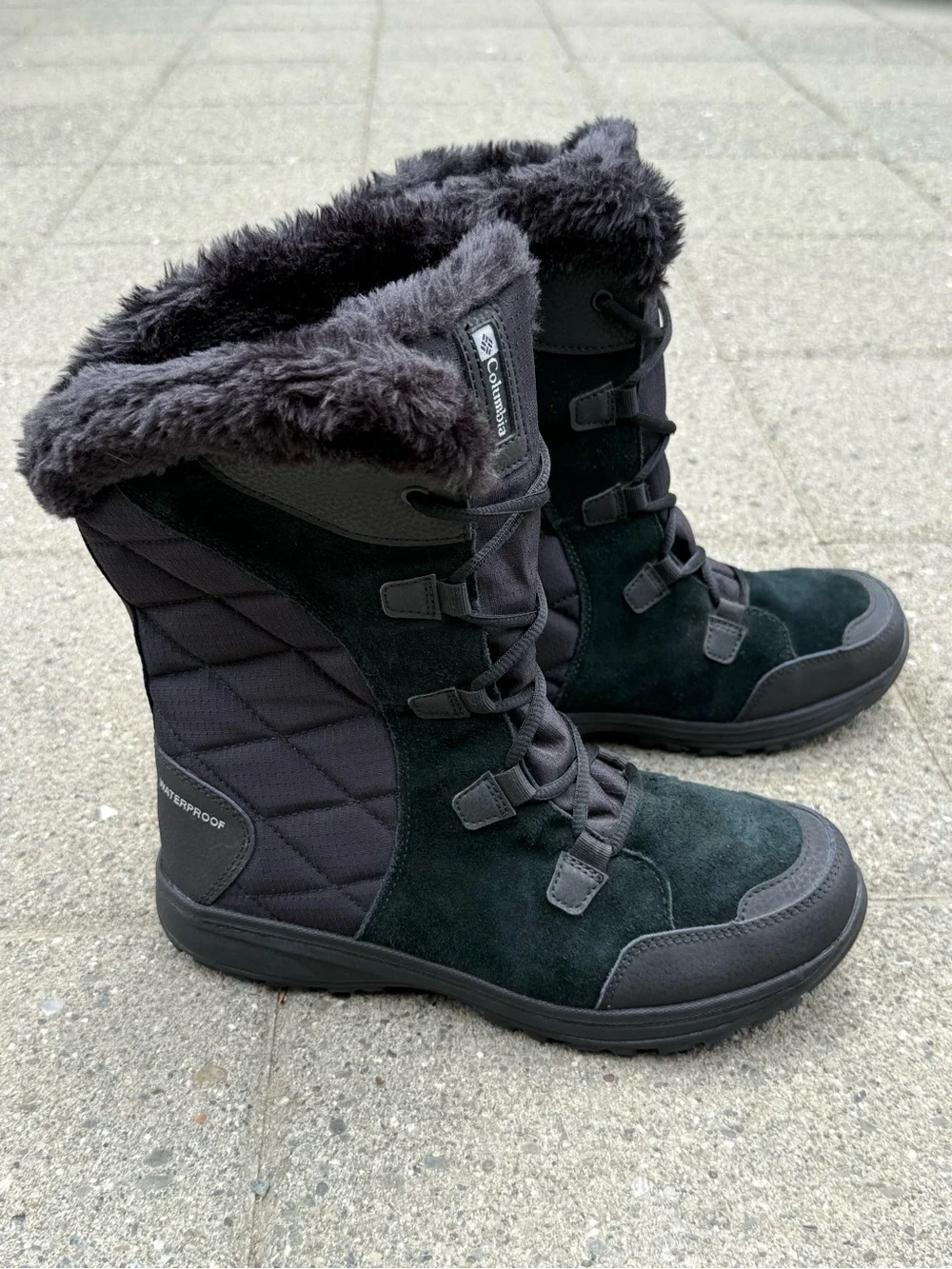 Columbia Women's Ice Maiden II Boots • Sz 9.5
